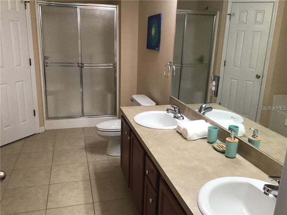 出租: $3,000 (3 贝兹, 2 浴室, 2219 平方英尺)