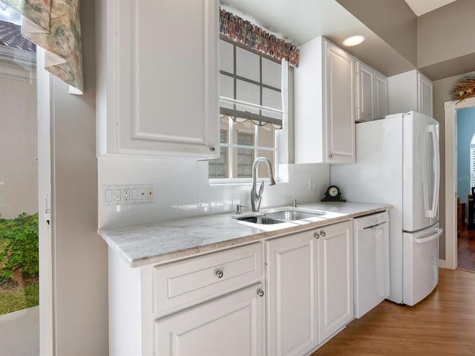 待售: $649,000 (3 贝兹, 3 浴室, 2008 平方英尺)