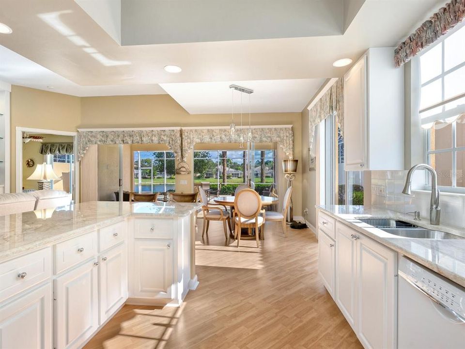 待售: $649,000 (3 贝兹, 3 浴室, 2008 平方英尺)