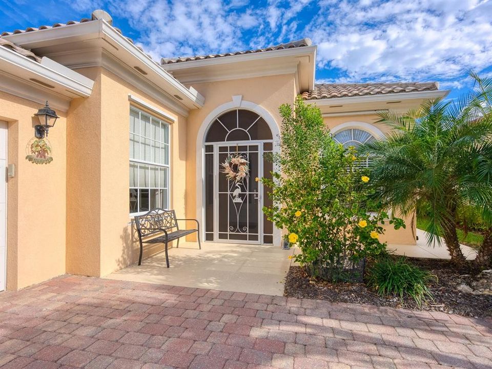 待售: $649,000 (3 贝兹, 3 浴室, 2008 平方英尺)