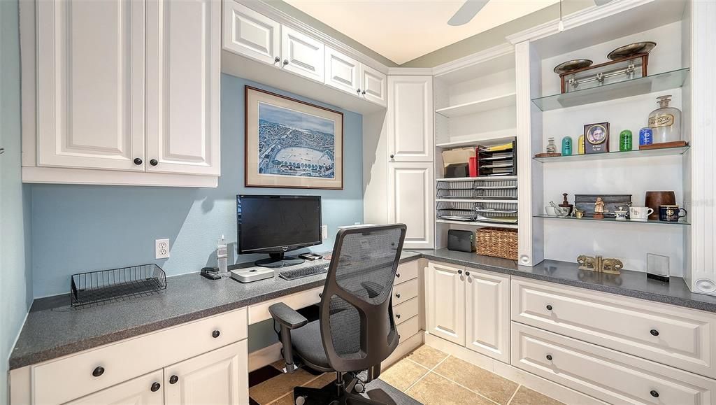 待售: $700,000 (3 贝兹, 2 浴室, 2245 平方英尺)