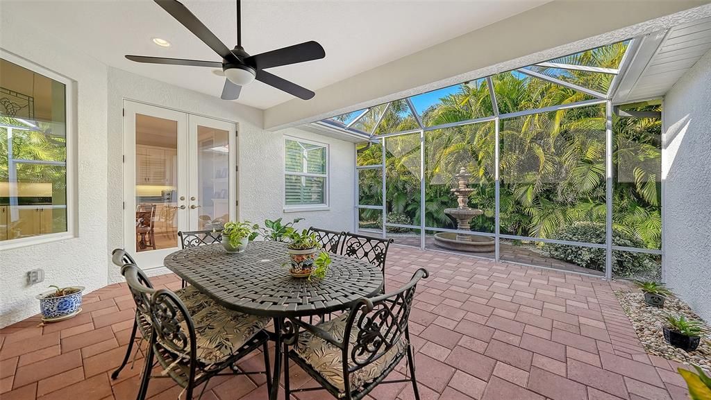 待售: $700,000 (3 贝兹, 2 浴室, 2245 平方英尺)