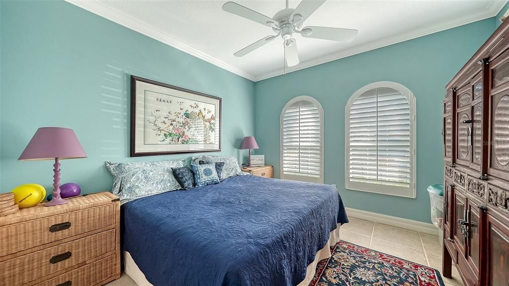 待售: $700,000 (3 贝兹, 2 浴室, 2245 平方英尺)