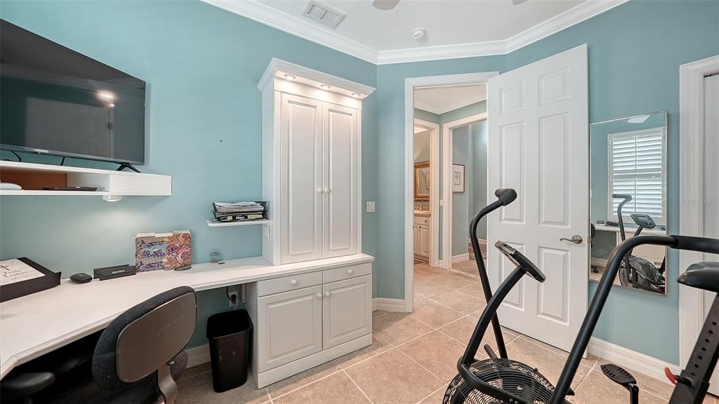 待售: $700,000 (3 贝兹, 2 浴室, 2245 平方英尺)