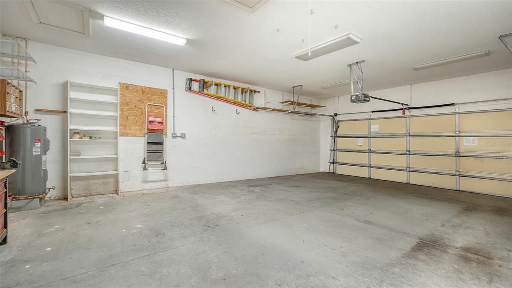 待售: $700,000 (3 贝兹, 2 浴室, 2245 平方英尺)