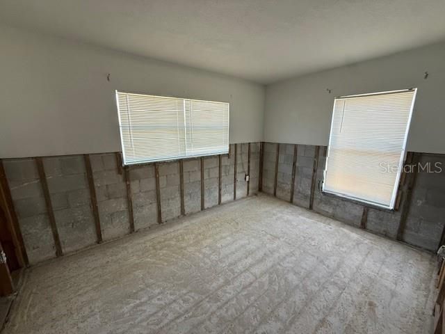 На продажу: $330,000 (2 спален, 1 ванн, 1220 Квадратных фут)