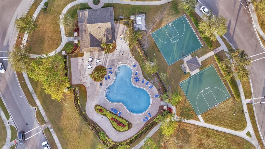 待售: $300,000 (2 贝兹, 2 浴室, 1216 平方英尺)