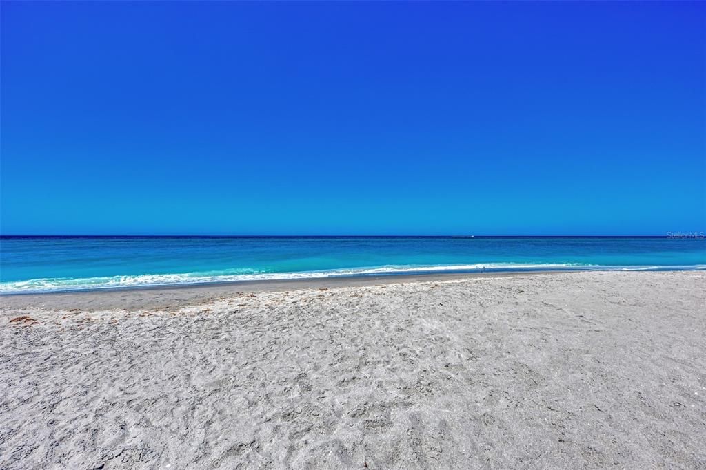 For Sale: $549,000 (2 beds, 2 baths, 1237 Square Feet)