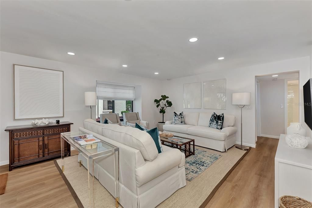 For Sale: $549,000 (2 beds, 2 baths, 1237 Square Feet)