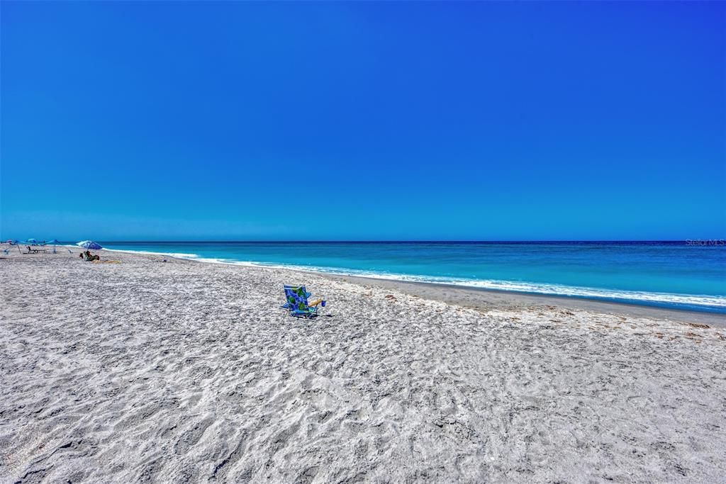 For Sale: $549,000 (2 beds, 2 baths, 1237 Square Feet)