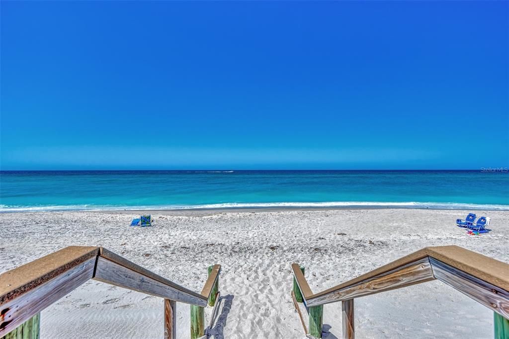 For Sale: $549,000 (2 beds, 2 baths, 1237 Square Feet)