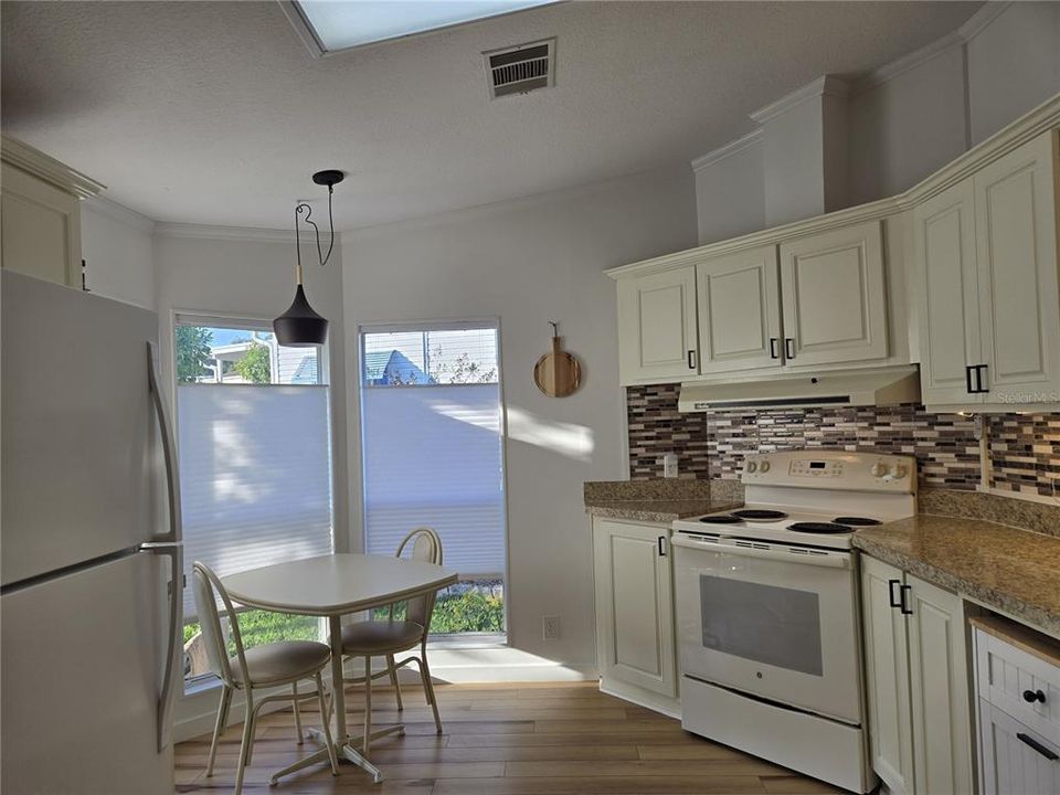 En Venta: $186,900 (2 camas, 2 baños, 1038 Pies cuadrados)