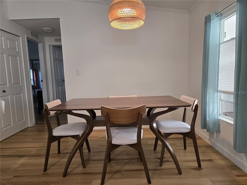 En Venta: $186,900 (2 camas, 2 baños, 1038 Pies cuadrados)