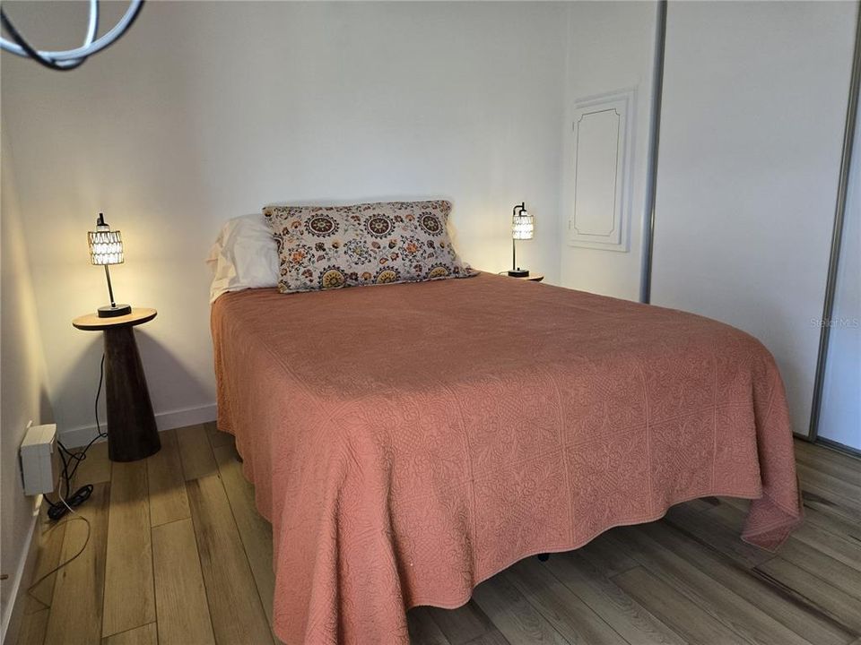 En Venta: $186,900 (2 camas, 2 baños, 1038 Pies cuadrados)