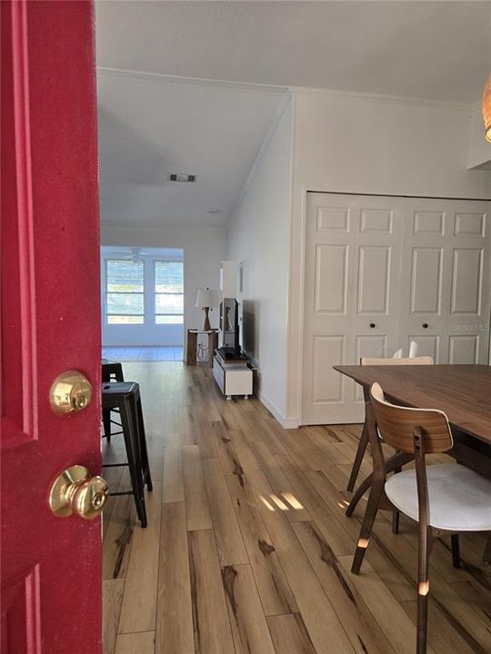 En Venta: $186,900 (2 camas, 2 baños, 1038 Pies cuadrados)