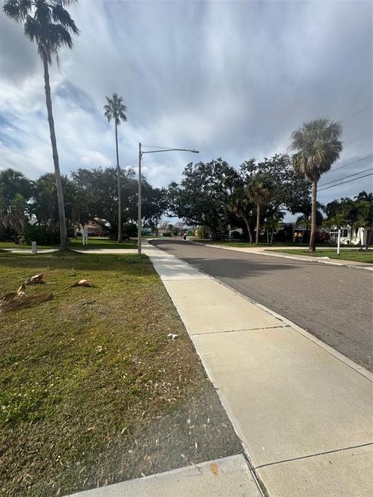 For Sale: $489,900 (3 beds, 2 baths, 1703 Square Feet)