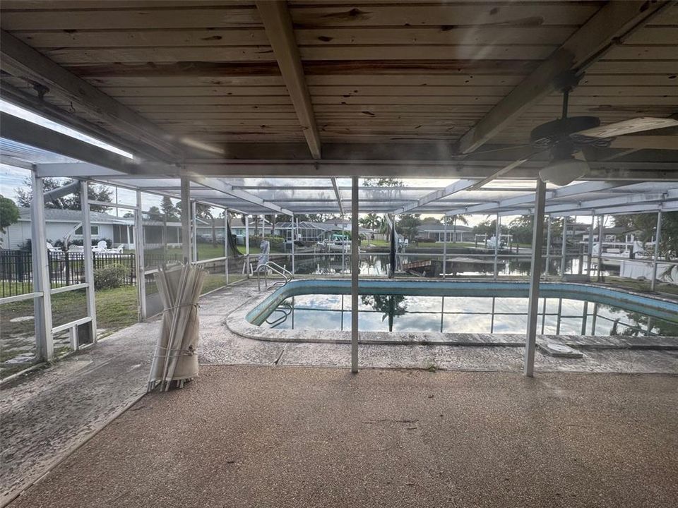 For Sale: $489,900 (3 beds, 2 baths, 1703 Square Feet)