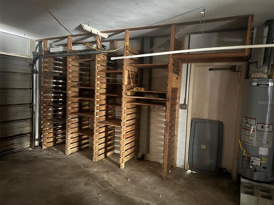 For Sale: $489,900 (3 beds, 2 baths, 1703 Square Feet)