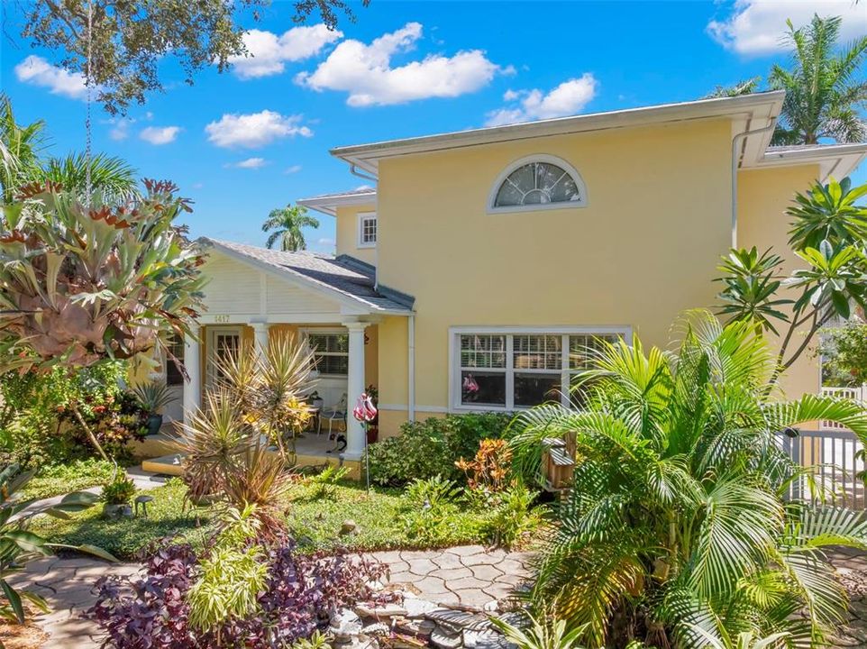 待售: $1,495,000 (3 贝兹, 3 浴室, 2364 平方英尺)