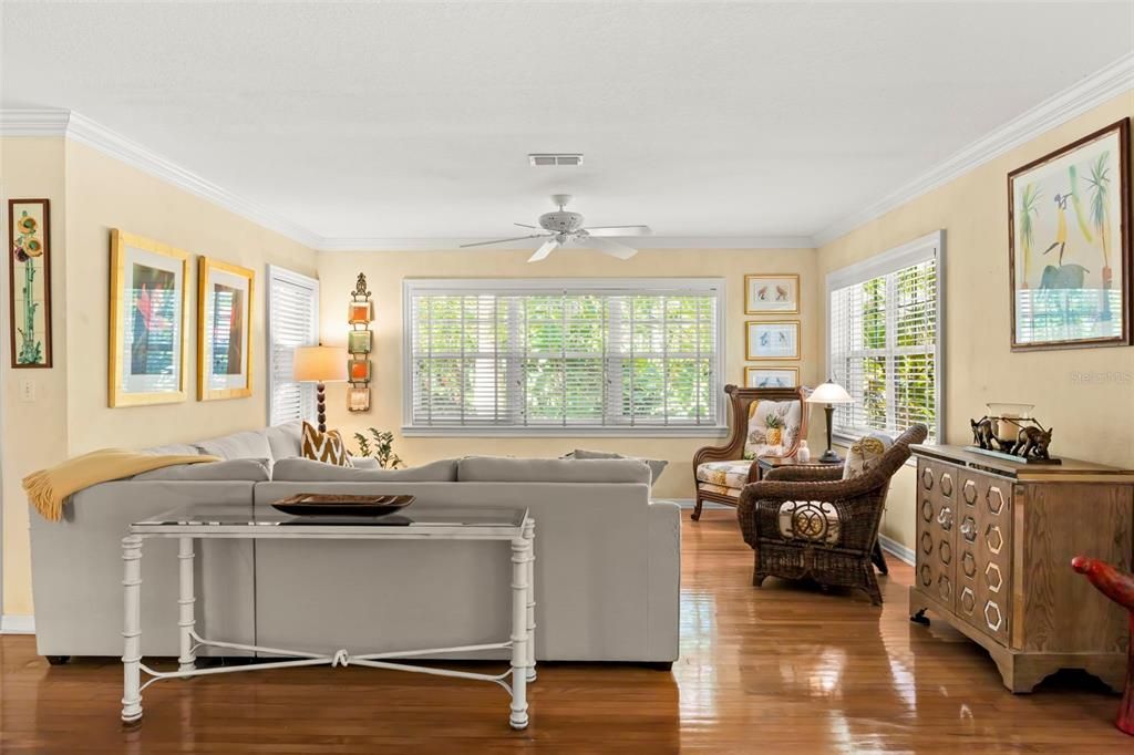 待售: $1,495,000 (3 贝兹, 3 浴室, 2364 平方英尺)