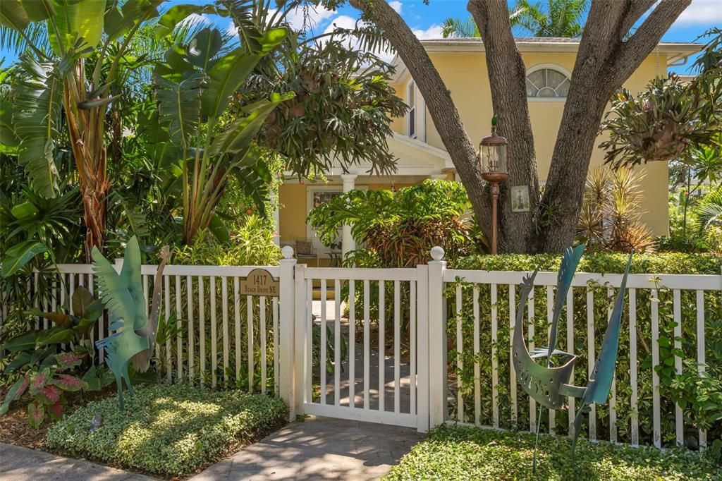 待售: $1,495,000 (3 贝兹, 3 浴室, 2364 平方英尺)