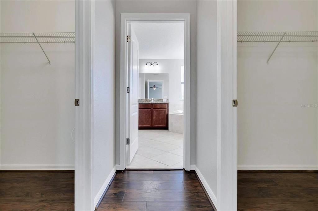 出租: $3,300 (5 贝兹, 3 浴室, 3412 平方英尺)