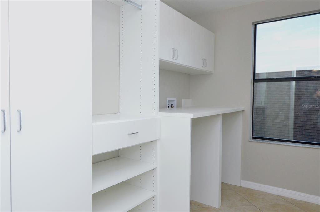 出租: $3,300 (5 贝兹, 3 浴室, 3412 平方英尺)