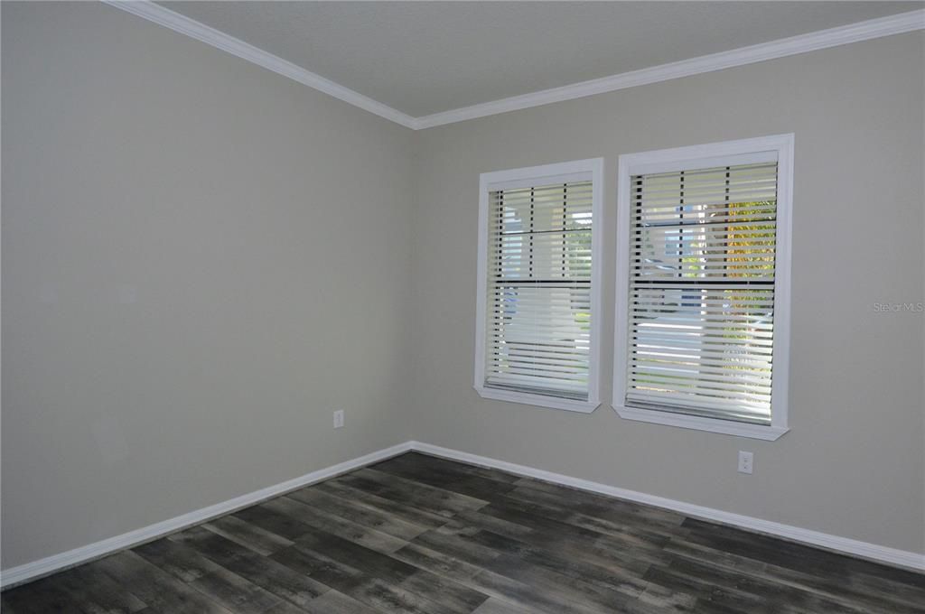 出租: $3,300 (5 贝兹, 3 浴室, 3412 平方英尺)