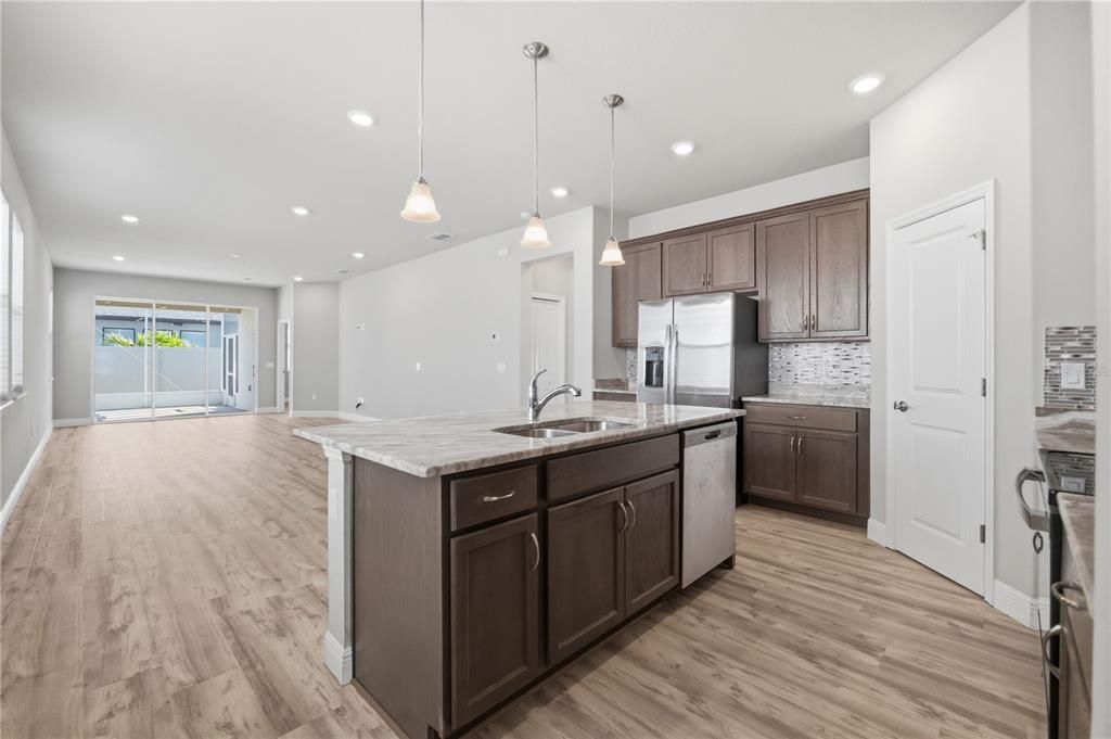 待售: $469,000 (3 贝兹, 2 浴室, 1742 平方英尺)