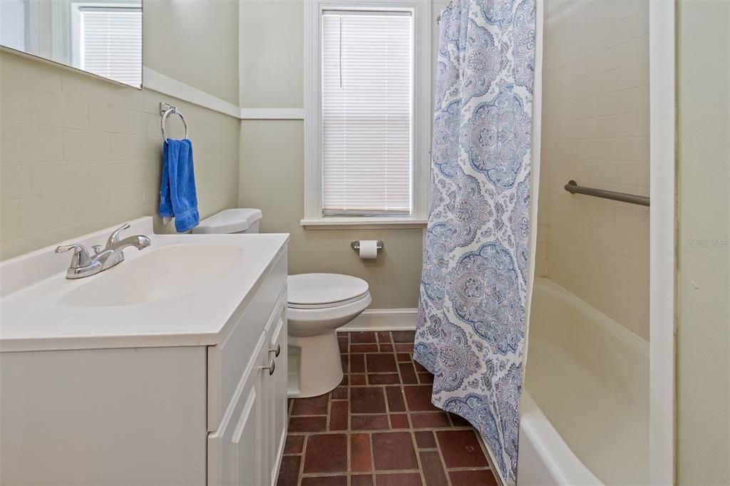 En Venta: $255,000 (2 camas, 2 baños, 1214 Pies cuadrados)