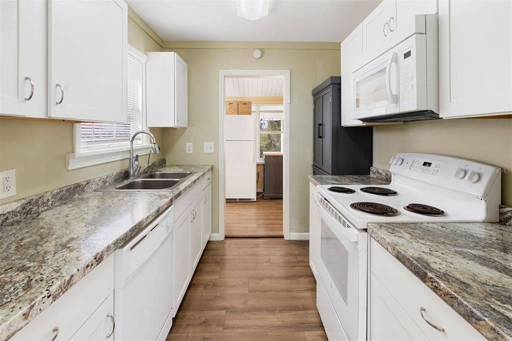 En Venta: $255,000 (2 camas, 2 baños, 1214 Pies cuadrados)