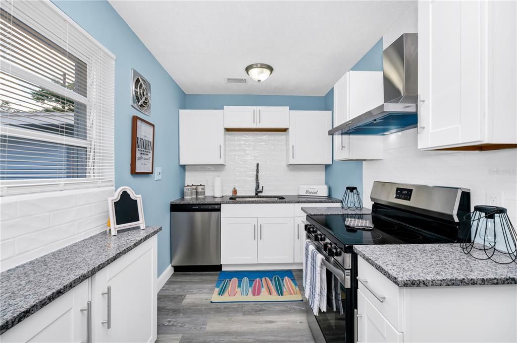 待售: $379,900 (3 贝兹, 3 浴室, 1796 平方英尺)