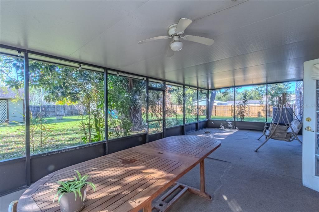 На продажу: $630,000 (4 спален, 2 ванн, 2498 Квадратных фут)