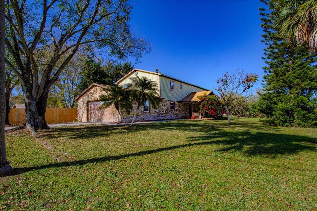 На продажу: $630,000 (4 спален, 2 ванн, 2498 Квадратных фут)