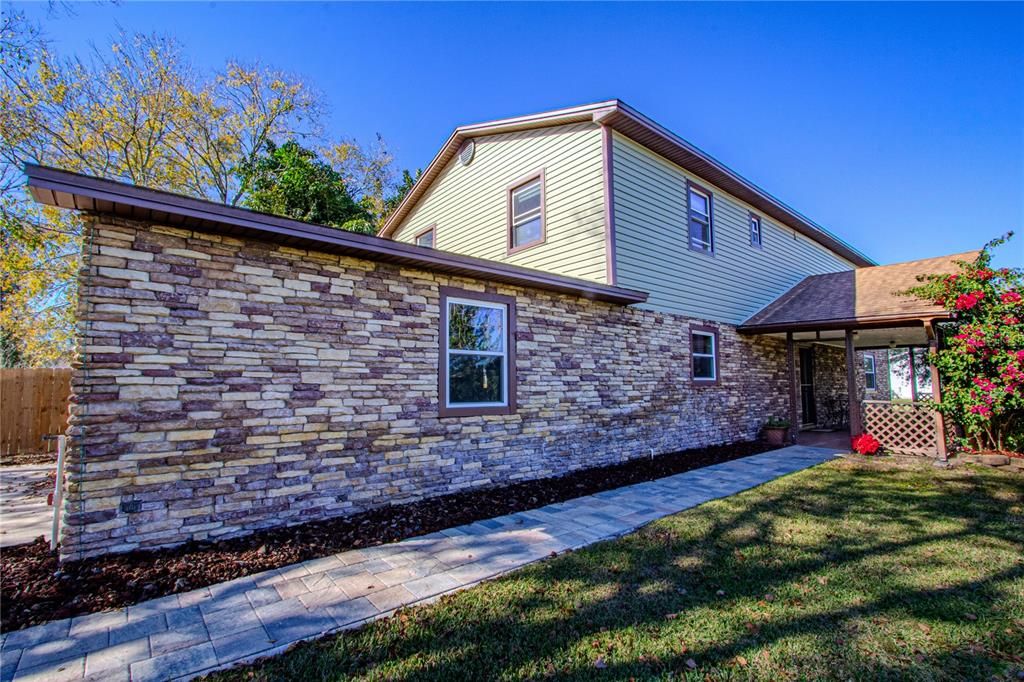 На продажу: $630,000 (4 спален, 2 ванн, 2498 Квадратных фут)