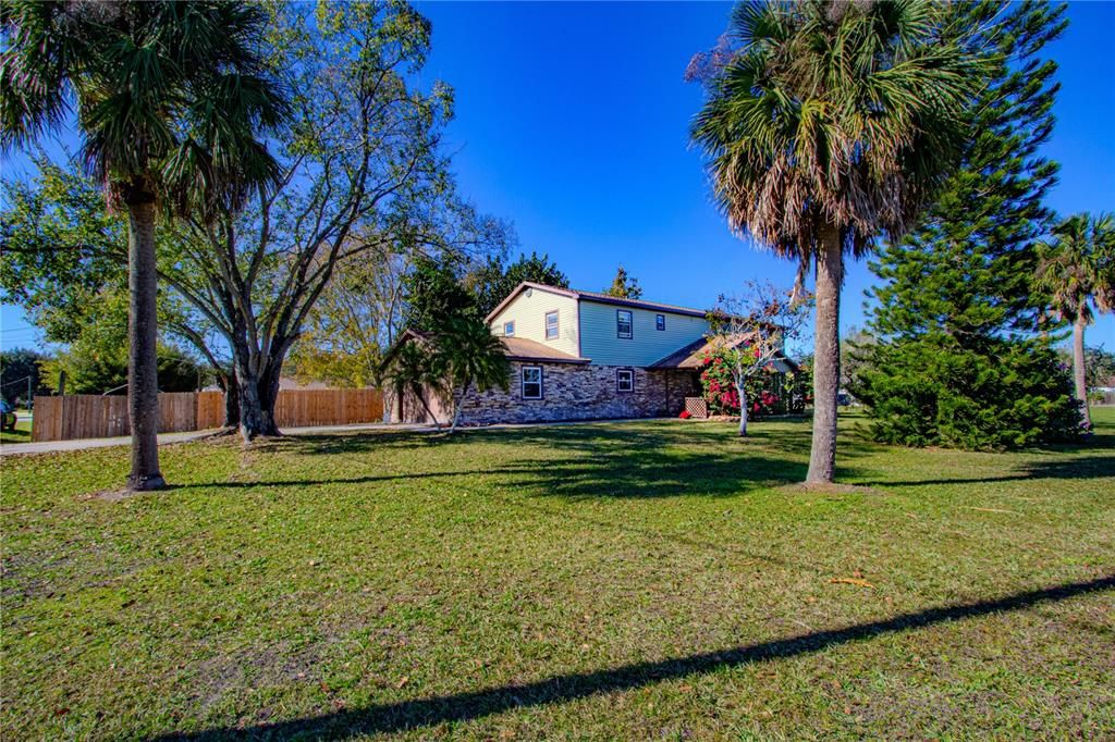 На продажу: $630,000 (4 спален, 2 ванн, 2498 Квадратных фут)