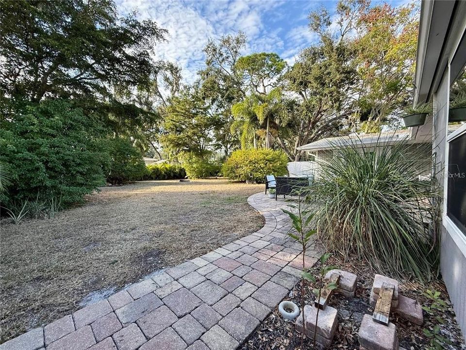 В аренду: $3,500 (3 спален, 2 ванн, 1395 Квадратных фут)