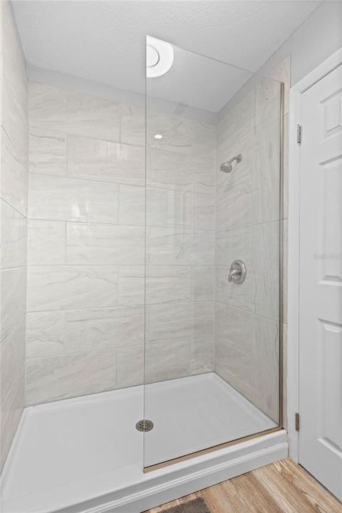 For Sale: $199,000 (2 beds, 2 baths, 1044 Square Feet)