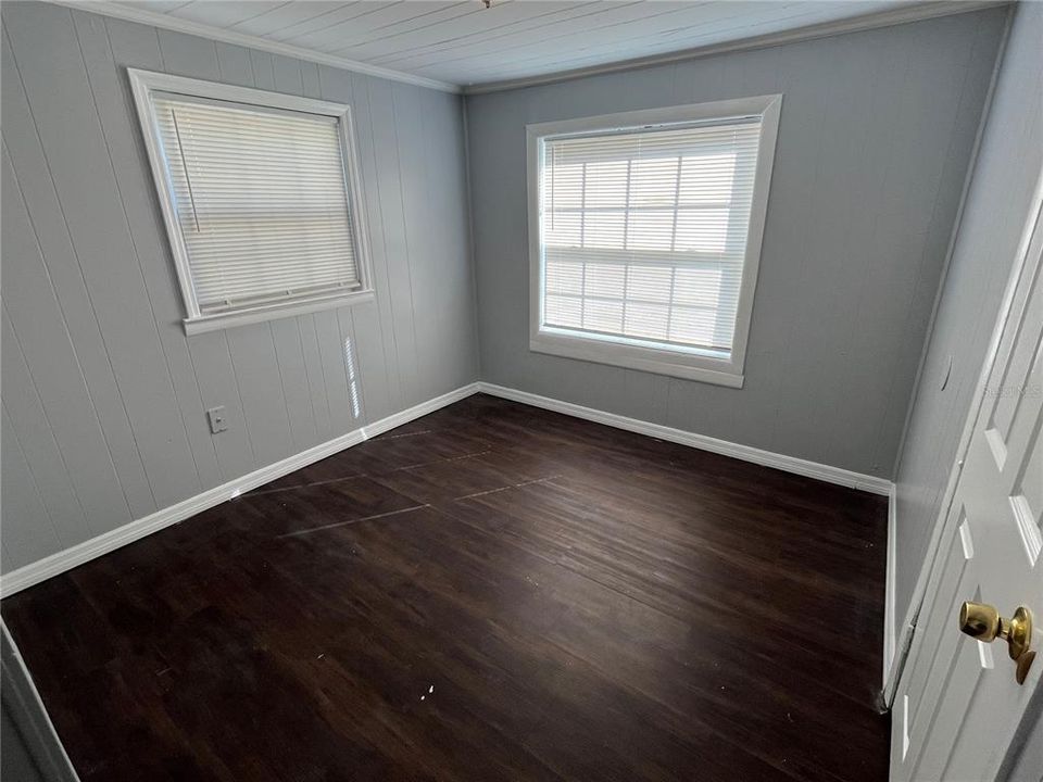 For Rent: $1,275 (2 beds, 1 baths, 874 Square Feet)