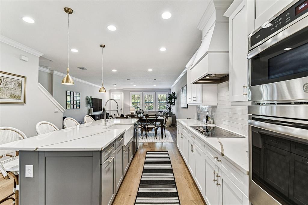 For Sale: $799,000 (3 beds, 2 baths, 2376 Square Feet)