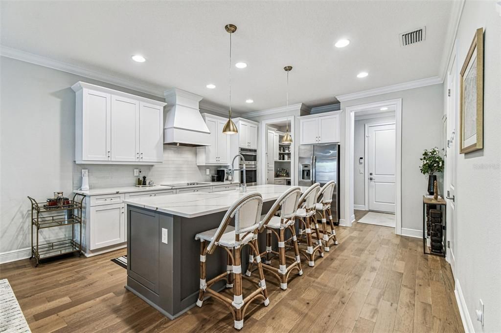 For Sale: $799,000 (3 beds, 2 baths, 2376 Square Feet)