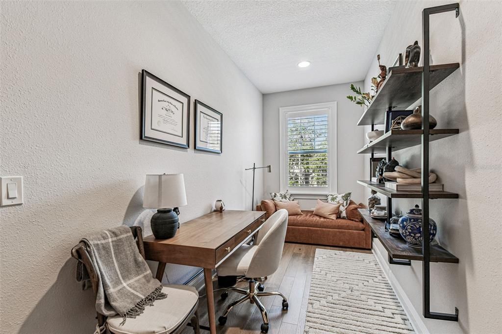 For Sale: $799,000 (3 beds, 2 baths, 2376 Square Feet)