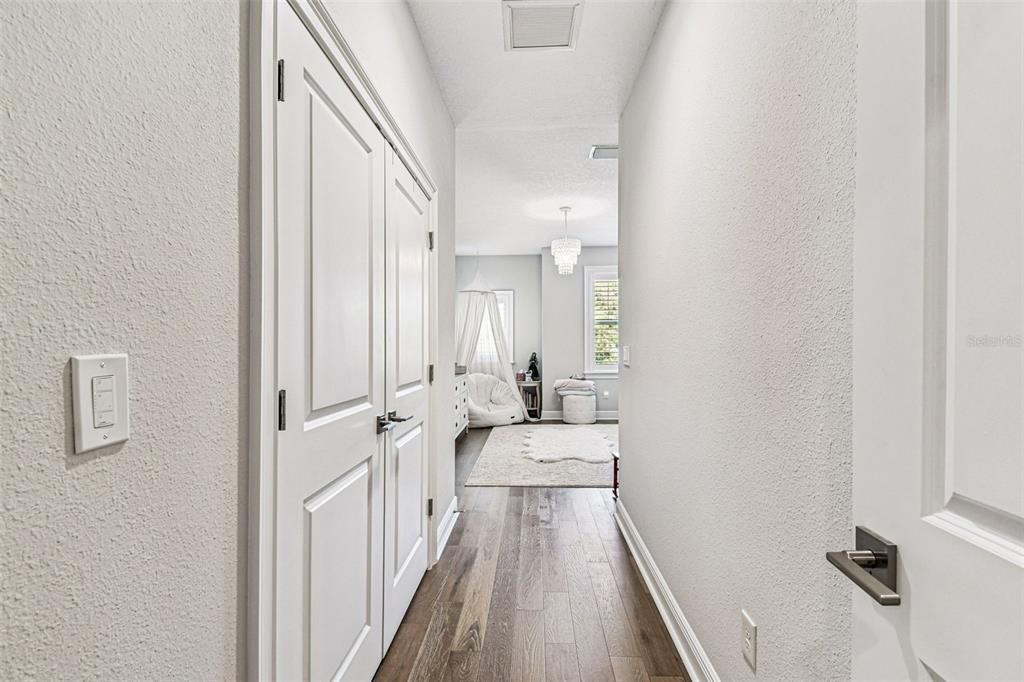 For Sale: $799,000 (3 beds, 2 baths, 2376 Square Feet)