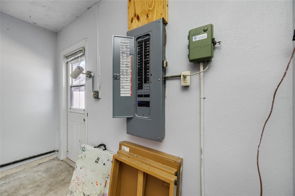 For Sale: $625,000 (4 beds, 2 baths, 1999 Square Feet)