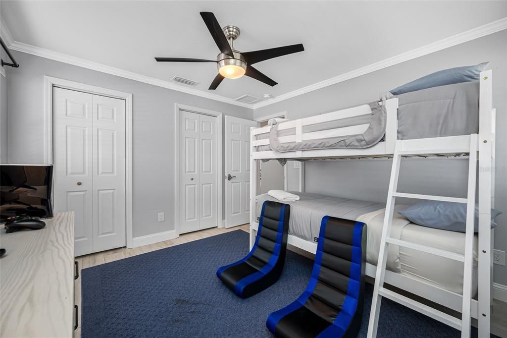 For Sale: $625,000 (4 beds, 2 baths, 1999 Square Feet)