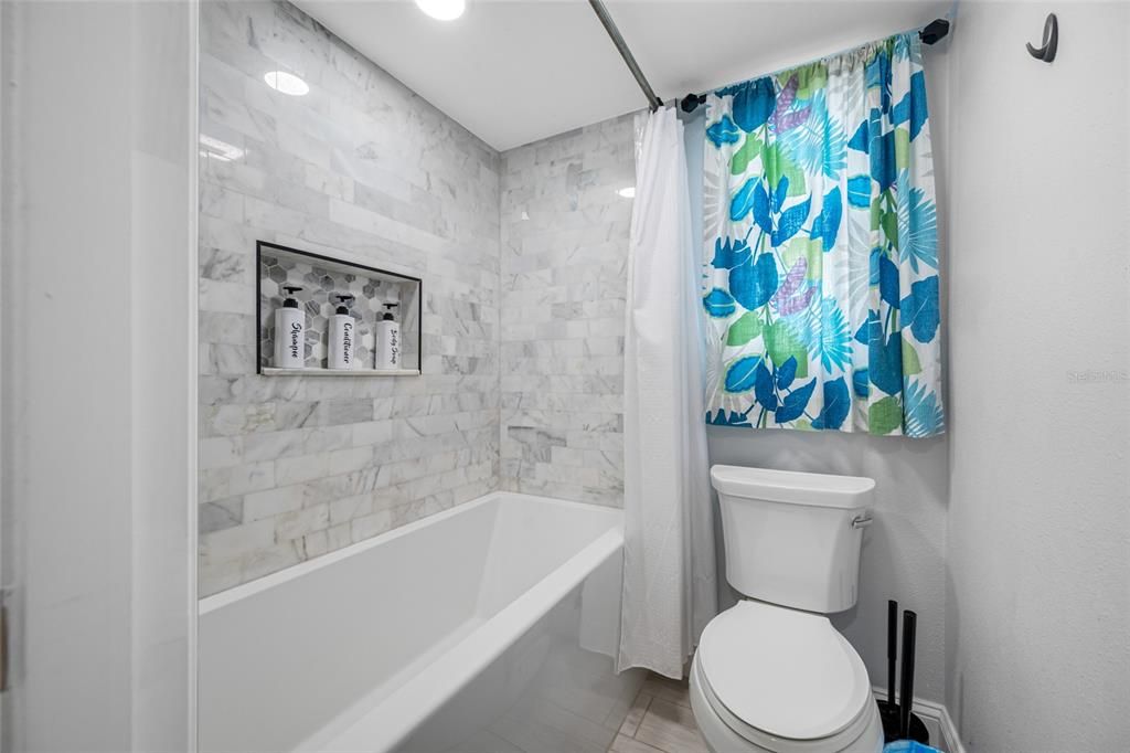 For Sale: $625,000 (4 beds, 2 baths, 1999 Square Feet)