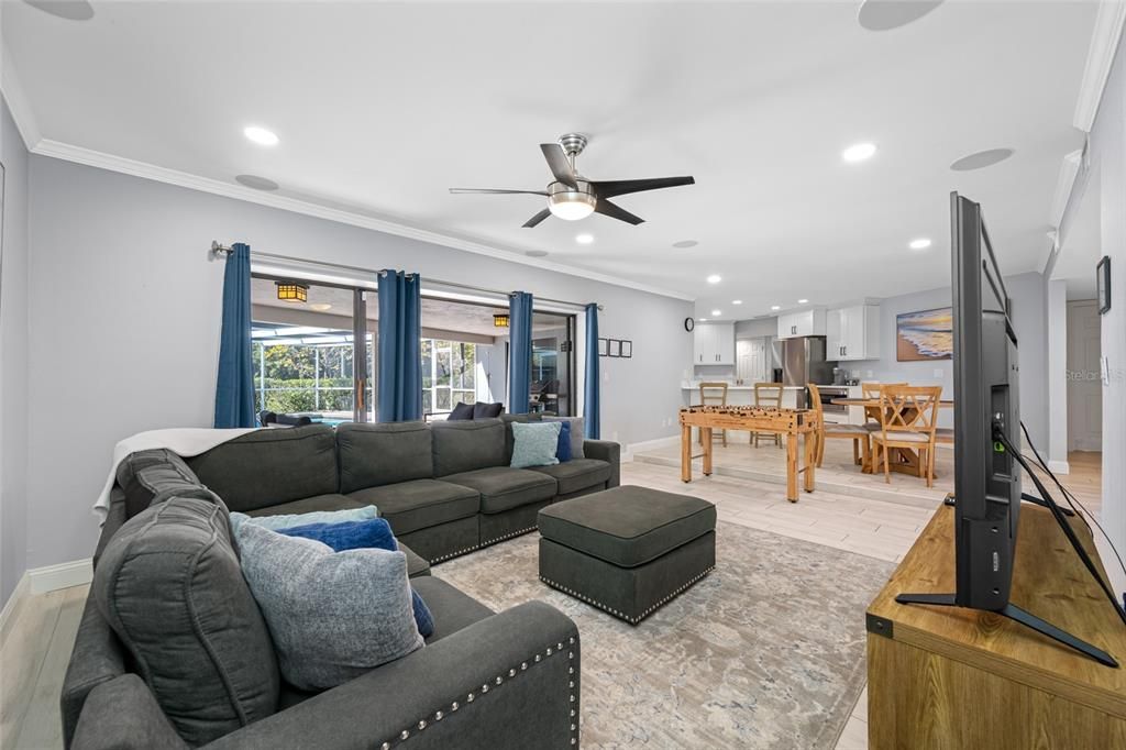 For Sale: $625,000 (4 beds, 2 baths, 1999 Square Feet)