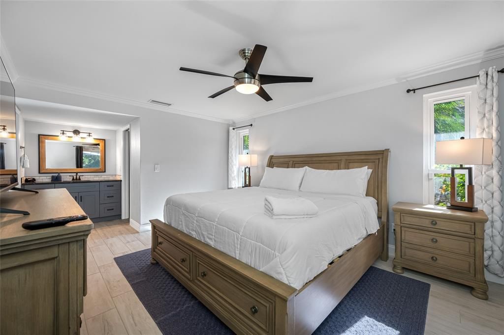 For Sale: $625,000 (4 beds, 2 baths, 1999 Square Feet)