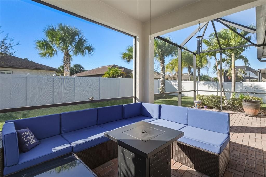 待售: $324,900 (4 贝兹, 3 浴室, 1955 平方英尺)