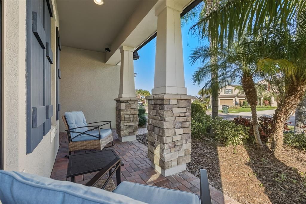 待售: $324,900 (4 贝兹, 3 浴室, 1955 平方英尺)